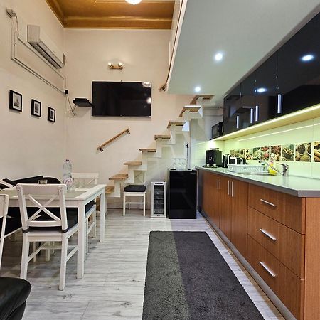 Walkway Apartment Deluxe Budapeşte Dış mekan fotoğraf