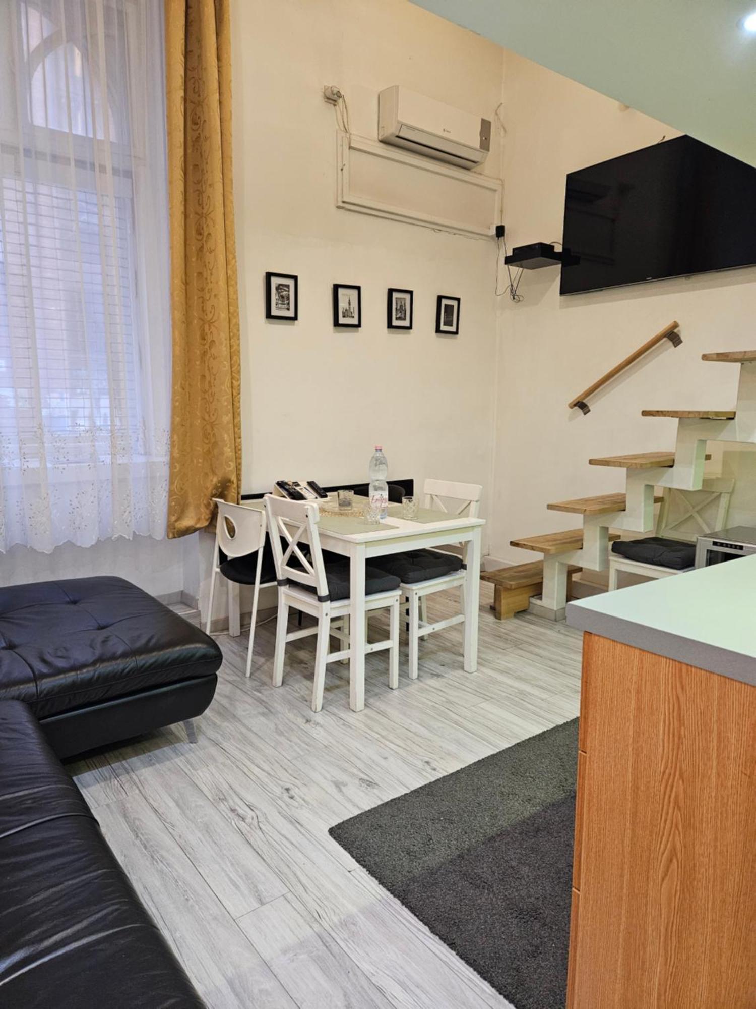Walkway Apartment Deluxe Budapeşte Dış mekan fotoğraf